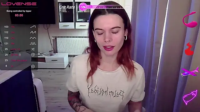 Snapshot of RinaDevil chatting on February 25, 10:37 am RinaDevil online show from February 25, 10:37 am