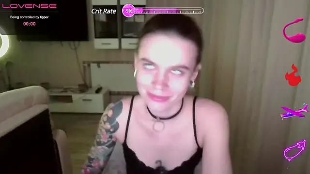 Snapshot of RinaDevil chatting on March 6, 7:32 pm RinaDevil online show from March 6, 7:32 pm