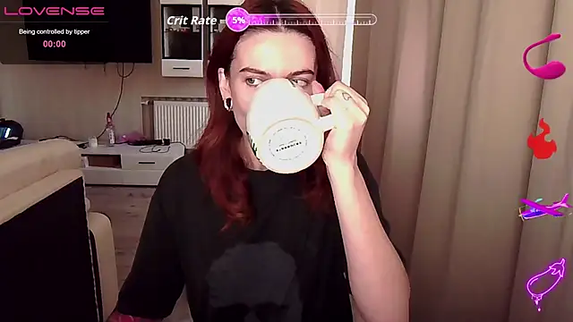 Snapshot of RinaDevil chatting on September 27, 7:35 am RinaDevil online show from September 27, 7:35 am