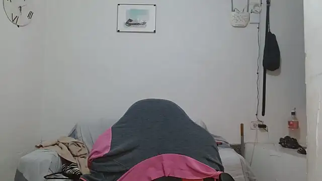 angelamarie1 online show from July 9, 8:57 pm