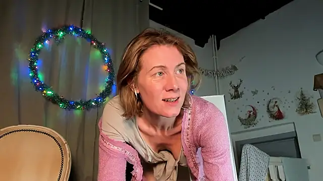 Lola Belgium online show from January 22, 9:32 pm