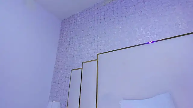 paola rodriguez online show from November 6, 11:33 am