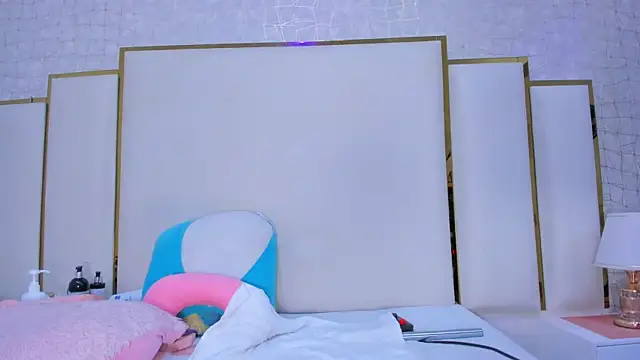 paola rodriguez online show from November 26, 12:06 pm