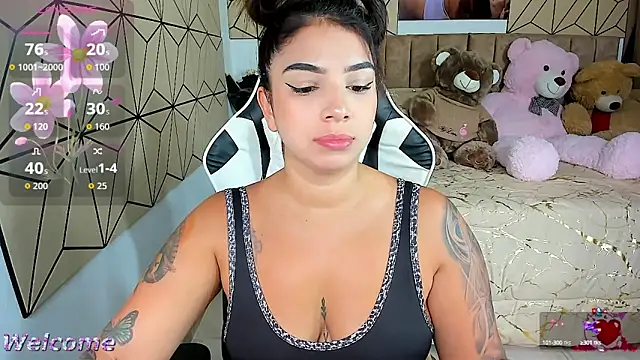 vane lopez  online show from September 10, 5:02 pm