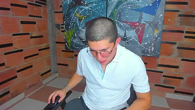 patrik 027 online show from January 17, 6:23 pm