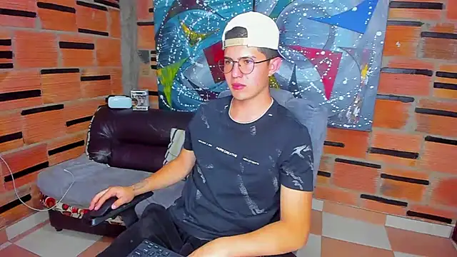 patrik 027 online show from January 22, 7:13 pm