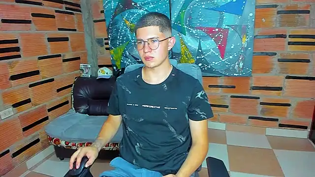 patrik 027 online show from January 25, 8:00 pm