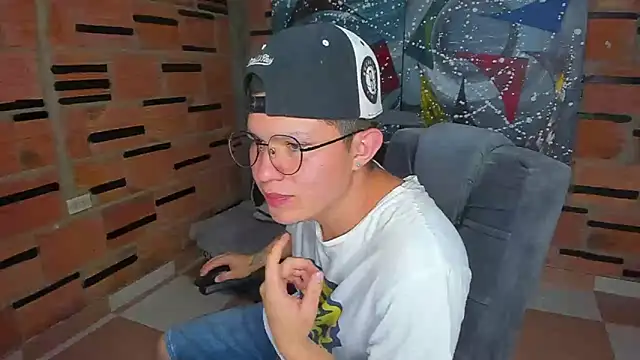 patrik 027 online show from February 17, 5:21 pm