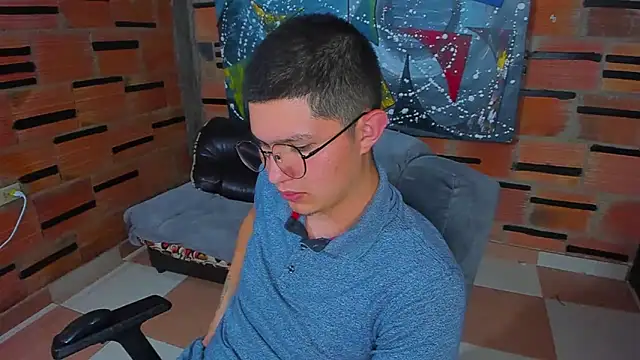 patrik 027 online show from March 8, 12:00 am