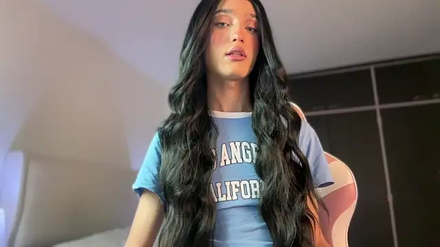 Ainhoads online show from December 20, 8:43 am