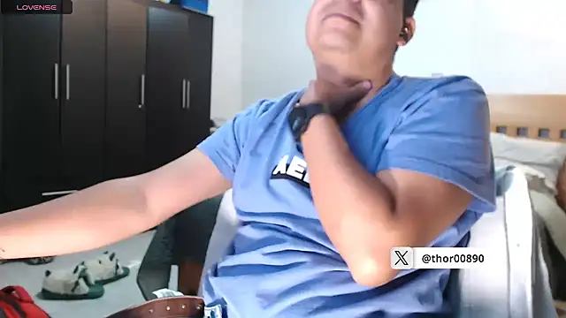 thor000089 online show from January 17, 2:38 am