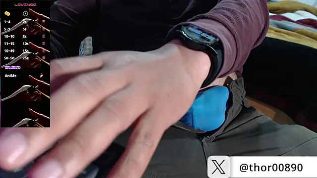 thor000089 online show from April 1, 3:40 am