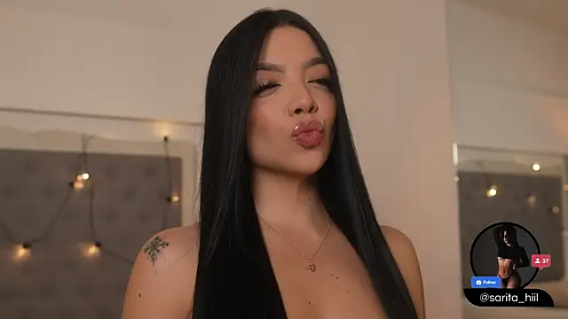 sarah hiill online show from September 25, 7:39 pm