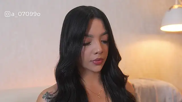 sarah hiill online show from December 15, 10:03 pm