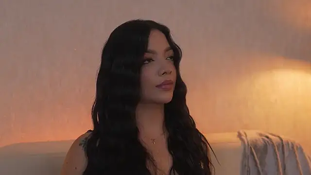 sarah hiill online show from March 11, 11:44 pm