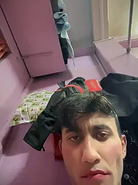 Sexyslimguyy online show from January 19, 2:17 pm