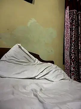 Sexyslimguyy online show from November 27, 3:58 pm