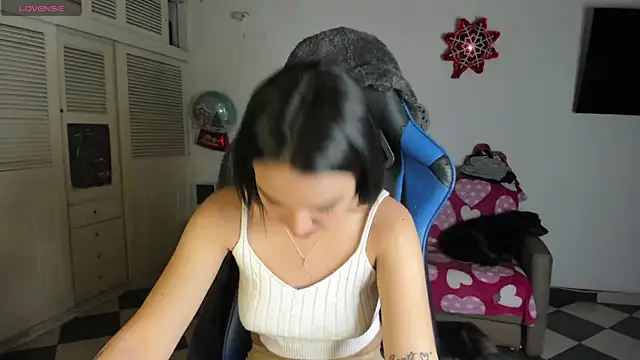 Miss Nicole online show from December 25, 1:20 am