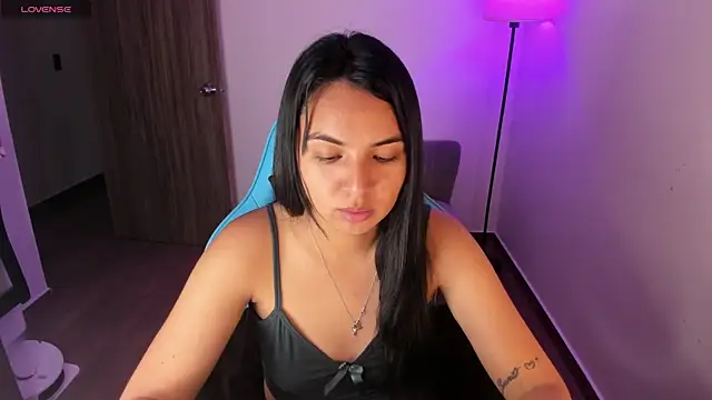 Miss Nicole online show from March 27, 7:24 pm