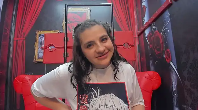 AmaiaDavies online show from December 13, 11:13 am