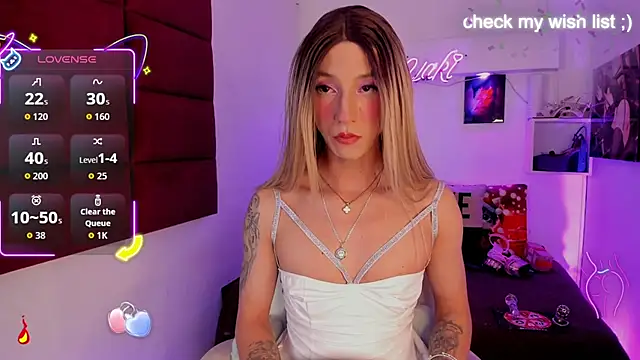 Snapshot of Yaki_Tai chatting on January 15, 6:18 am Yaki Tai online show from January 15, 6:18 am