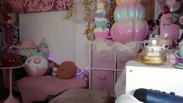 elyink online show from December 1, 12:43 pm