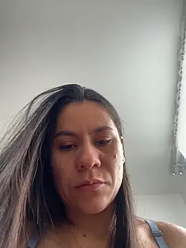 Snapshot of Reggie-Liam chatting on January 14, 5:40 pm Reggie-Liam online show from January 14, 5:40 pm