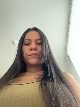 Snapshot of Reggie-Liam chatting on January 15, 6:11 pm Reggie-Liam online show from January 15, 6:11 pm