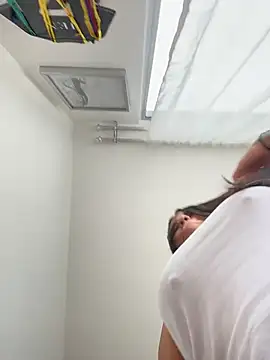 Snapshot of Reggie-Liam chatting on February 11, 7:30 pm Reggie-Liam online show from February 11, 7:30 pm