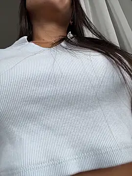 Snapshot of Reggie-Liam chatting on February 20, 8:31 pm Reggie-Liam online show from February 20, 8:31 pm