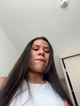 Snapshot of Reggie-Liam chatting on February 28, 6:09 pm Reggie-Liam online show from February 28, 6:09 pm