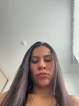 Reggie-Liam online show from March 5, 6:37 pm