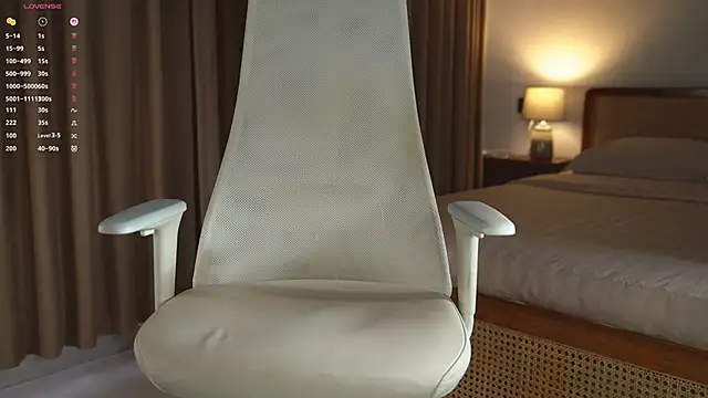 Vivian cb online show from October 18, 7:42 am