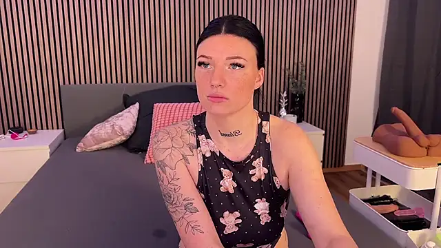 LizaRoxx online show from February 27, 7:37 pm