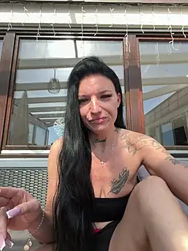 LizaRoxx online show from April 17, 9:01 am