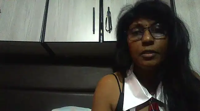 Snapshot of MsAttitude chatting on February 28, 7:48 am MsAttitude online show from February 28, 7:48 am