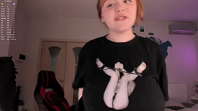 LisaLaas online show from December 25, 12:26 pm