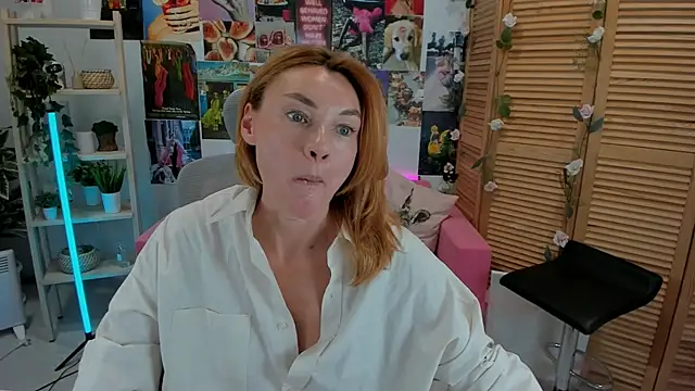 MistyBarnes online show from March 8, 11:37 am