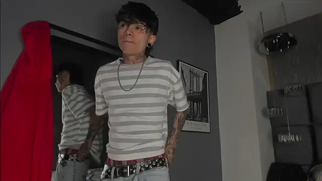 AcidMilo online show from December 22, 12:49 pm