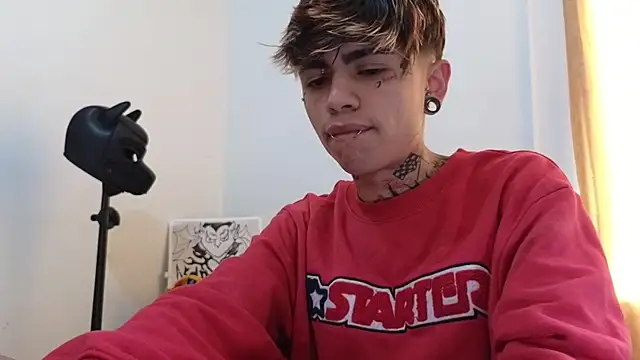 AcidMilo online show from February 13, 3:24 pm