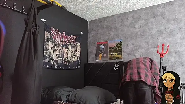 AcidMilo online show from November 6, 8:43 pm