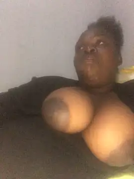 sweett shaley online show from September 12, 5:13 pm