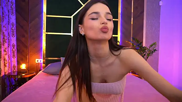 LittleeCutee online show from March 10, 10:37 am