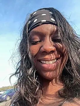 1Topgyal online show from March 9, 1:48 pm