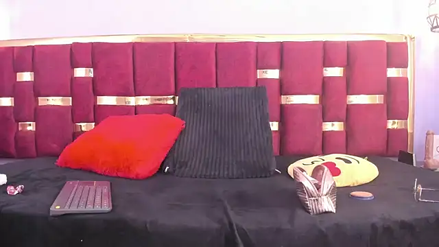 Snapshot of ttata_3 chatting on January 21, 7:39 pm ttata 3 online show from January 21, 7:39 pm