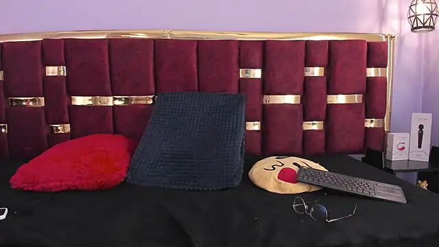 Snapshot of ttata_3 chatting on January 31, 8:12 pm ttata 3 online show from January 31, 8:12 pm