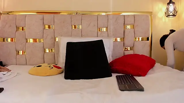 Snapshot of ttata_3 chatting on October 21, 11:44 am ttata 3 online show from October 21, 11:44 am