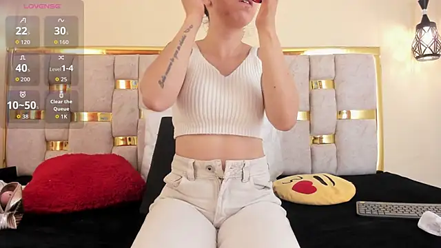 Snapshot of ttata_3 chatting on November 10, 11:53 am ttata 3 online show from November 10, 11:53 am