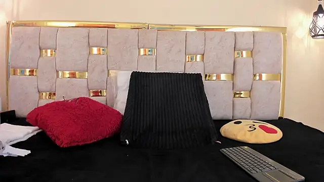 Snapshot of ttata_3 chatting on November 19, 12:05 pm ttata 3 online show from November 19, 12:05 pm