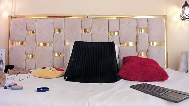 Snapshot of ttata_3 chatting on December 4, 7:33 pm ttata 3 online show from December 4, 7:33 pm